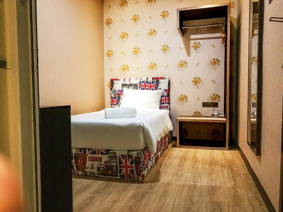 7 Heaven Boutique Hotel Пасир-Гуданг Экстерьер фото